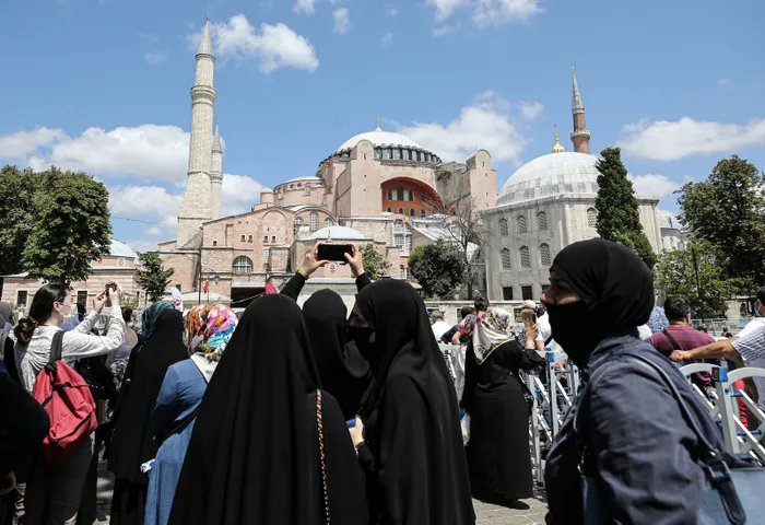 Ayasofya-i Kebir Cami-i Şerifi'ne yoğun ilgi devam ediyor - 2
