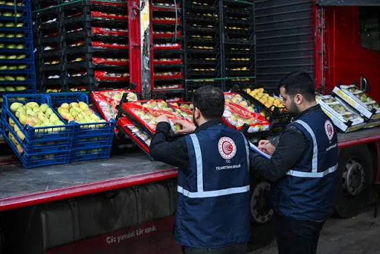 Sofradaki sülale boyu soyguna son darbe: Ticaret Bakanı Ömer Bolat yeni hal yasasını ve fahiş fiyat cezalarını duyurdu - 5