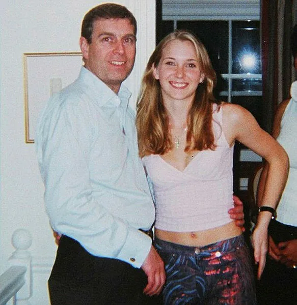 Epstein dava dosyalarının ikinci bölümü açıklandı! Dünya çalkalanıyor! Küçük yaştaki kız çocuklarıyla... - 3