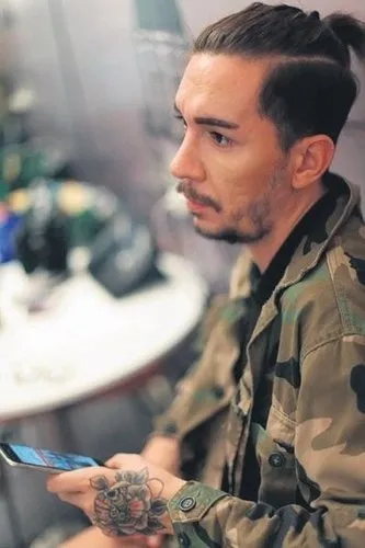 Emre Aşık’ın eski eşi Yağmur Sarnıç hakkında yeni suçlama! ‘Suç örgütüyle hareket ediyor beni zehirlemeye çalıştı’