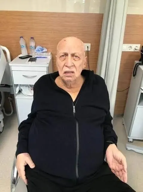 yasar-okuyanin-ailesinden-saglik-durumuyla-ilgili-aciklama-haberler-gercegi-yansitmamaktadir-1702661463678.jpeg Yaşar Okuyan'ın ailesinden sağlık durumuyla ilgili açıklama: Haberler gerçeği yansıtmamaktadır - 3