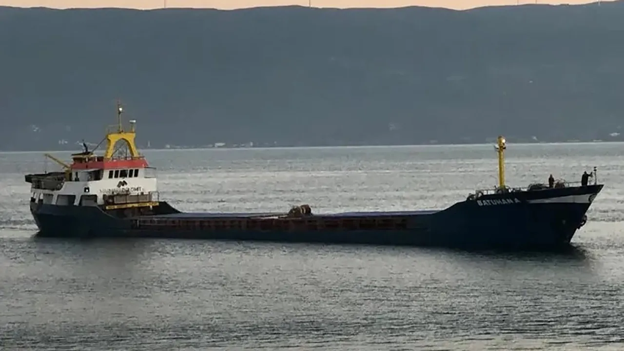 Marmara Denizi'nde batan Batuhan A gemisindeki 4 kayıp mürettebat için çalışmalar sürüyor! 11 dalgıç ve 1000 personel ile aranıyor