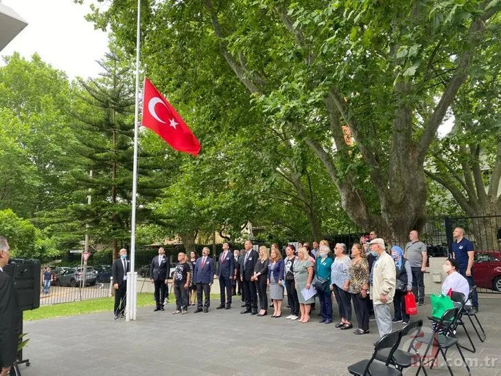 Atatürk’ü saygıyla anıyoruz! 10 Kasım saat 9’u 5 geçe hayat durdu