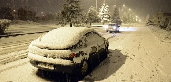 meteorolojiden-son-dakika-kuvvetli-kar-yagisi-uyarisi-saat-verildi-istanbul-ankara-izmir-hava-durumu-1616513225000.jpg Meteoroloji'den son dakika kuvvetli kar yağışı uyarısı! Saat verildi! İstanbul Ankara İzmir hava durumu - 2