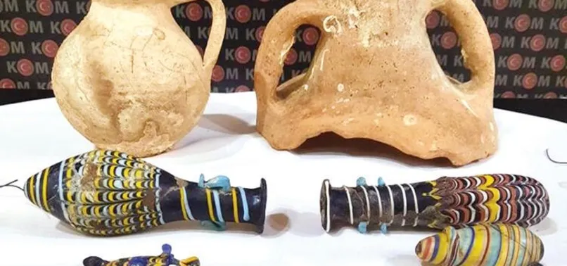 Tarihi eser kaçakçılarına baskın! İstanbul'da 237 adet obje ele geçirildi!