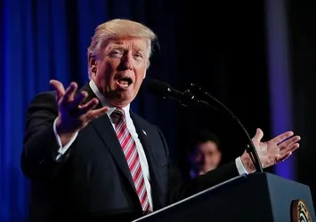 Trump, Suriye'den mülteci kabulünü durdurdu