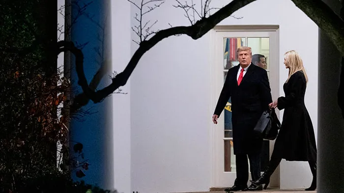 Son dakika: Trump'a yine sosyal medya sansürü! 24 saat boyunca paylaşım yapamayacak - 6