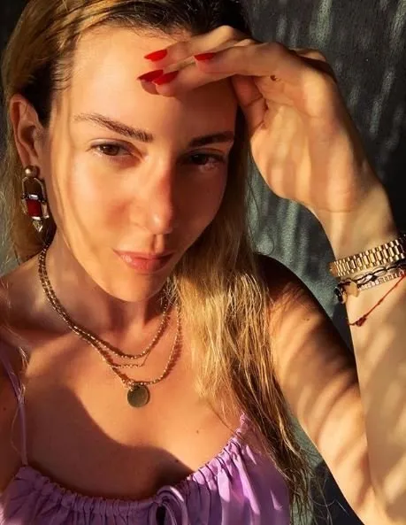 sinem kobal in paylasimina begeni yagdi