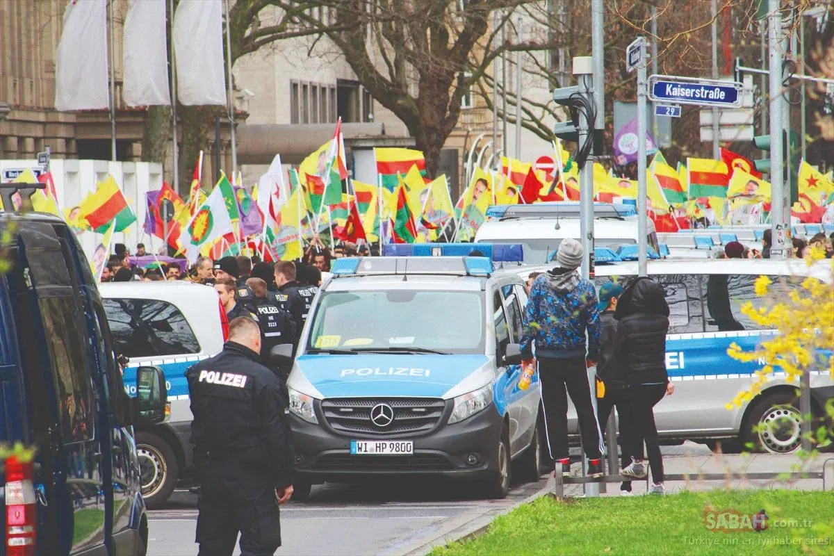 Almanya teröristleri sahaya sürdü! Devlet kanalında Türkiye düşmanlığı yaptılar