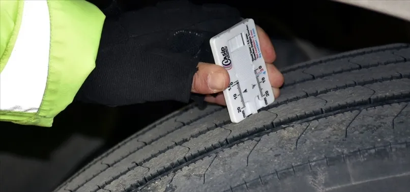 Kış lastiği zorunlu mu, cezası var mı? 2021 Kış lastiği uygulaması hangi arabalar için geçerli?