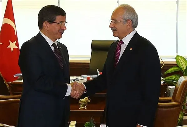 CHP’li Barış Yarkadaş ile Gelecek Partili Mustafa Güzel arasında Pasif agresif kavgası