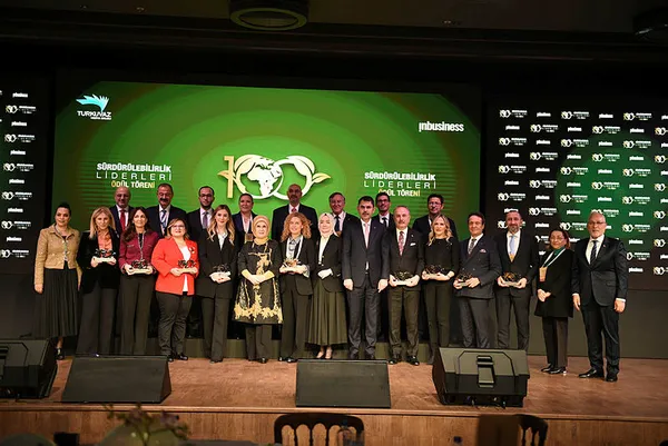 Inbusiness Sürdürülebilir Yüzyıl Zirvesi’nde Emine Erdoğan’dan Turkuvaz Medya’ya özel tebrik: Doğa dostu bina ve çevre duyarlılığı vurgusu