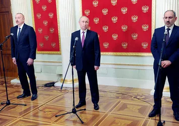 Rusya Devlet Başkanı Vladimir Putin, İlham Aliyev ve Nikol Paşinyan ile görüştü