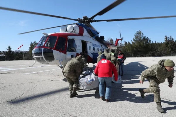 1680773458152.jpg Türk Kızılay afet bölgesine 1,5 milyar lira nakdi yardım yapacak: Hep birlikte bir gayret içindeyiz - 4