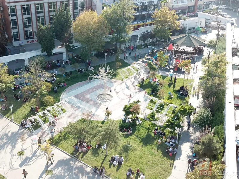 Deprem nedeniyle İstanbullular parklara akın etti 7