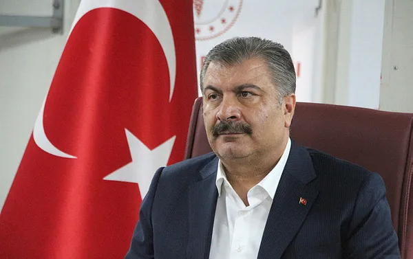 Bakan Koca’dan ’Suriyeli doktor’ ve ’kızamık salgını’ iddiaları ile ilgili açıklama