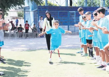Futbolculardan Muhammet'e "yanındayız" mesajı