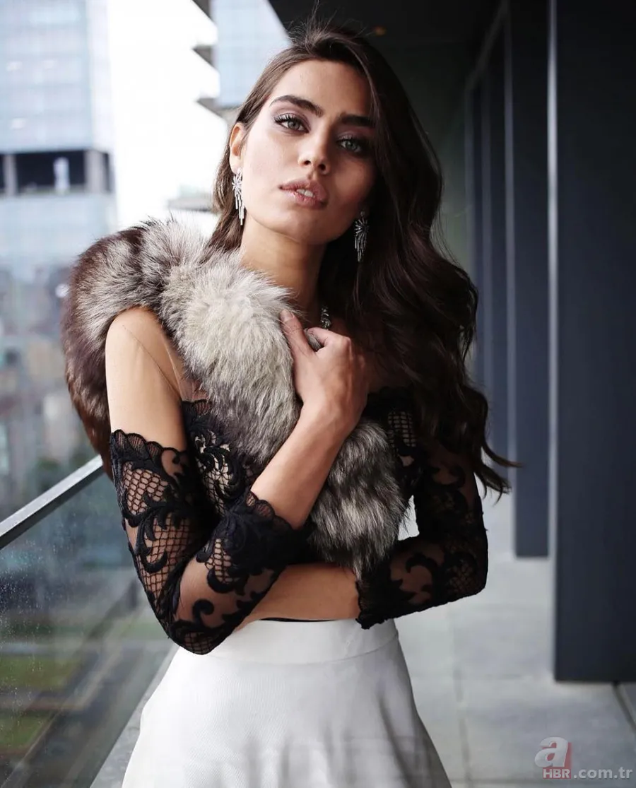 Mesut Özil'in eşi Amine Gülşe kimdir? Amine Gülşe nereli, kaç yaşında, ne iş yapıyor? 4