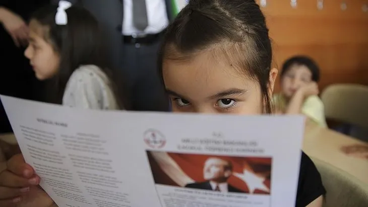 Karneler ne zaman, nasıl verilecek? e-Okul VBS giriş ile karne notu sorgulama nasıl yapılır? Takdir teşekkür hesaplama...