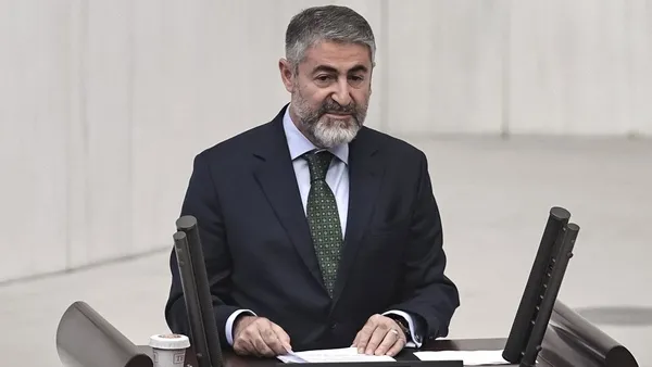hazine-ve-maliye-bakani-nureddin-nebatiden-2023-2025-hedefleri-aciklamasi-ulkemizi-turkiye-yuzyilina-hazirliyo-1671520438367.jpg Hazine ve Maliye Bakanı Nureddin Nebati'den 2023-2025 hedefleri açıklaması! Ülkemizi Türkiye Yüzyılı'na hazırlıyoruz - 1