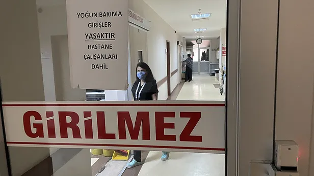 Yılbaşında kapanma var mı? 31 Aralık Cuma yılbaşında sokağa çıkma yasağı olacak mı? Kısıtlama açıklaması geldi mi?