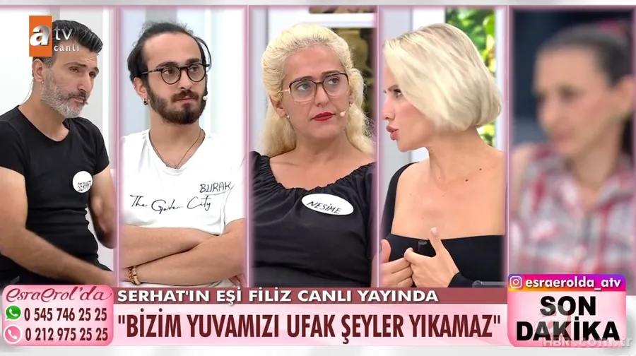 Esra Erol'da canlı yayında tansiyon yükseldi! Bir ihbar ile peş peşe stüdyoyu terk ettiler 1