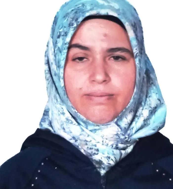okurken-terk-etmek-zorunda-kaldilar-28-subat-magdurlar-hak-ettikleri-yere-geldi-melek-arik-17-yil-sonra-cerrah-1645950306497.jpg Okurken terk etmek zorunda kaldılar! 28 Şubat mağdurları hak ettikleri yere geldi: Melek Arık 17 yıl sonra Cerrahpaşa’ya döndü - 3