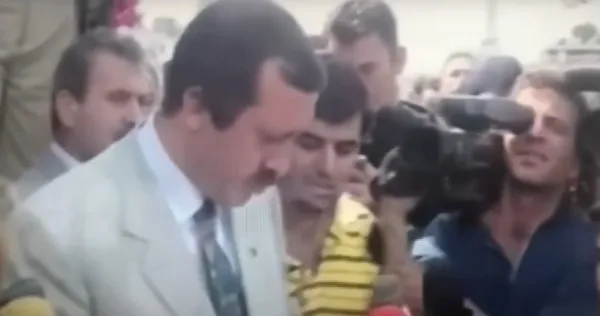 Başkan Erdoğan'ın siyasi duruşu Türkiye'nin takdirini kazandı! Hapis cezasına rağmen "şov" yapmak yerine millete hizmet etmeye devam etti - 4