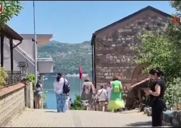 Amasra'da hafta sonu yoğunluğu kamerada