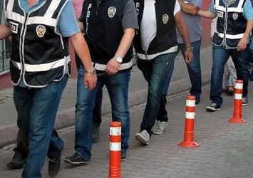 11 ilde eş zamanlı sahte kimlik operasyonu!