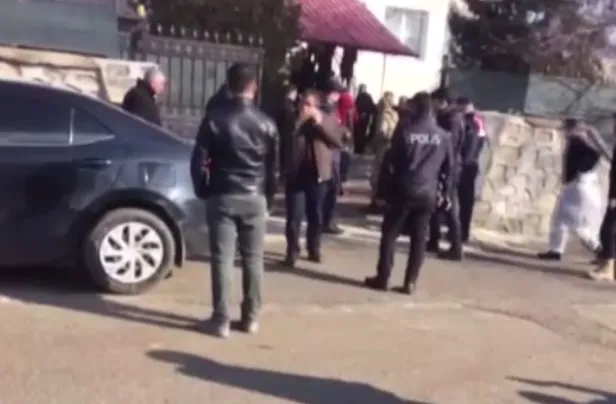 kaymakam-mesut-coskun-neden-olduruldu-kim-oldurdu-ekinozu-kaymakami-mesut-coskun-kimdir-kac-yasinda-nereli-hay-1707122970960.jpg Kaymakam Mesut Coşkun neden öldü? Ekinözü Kaymakamı Mesut Coşkun kimdir? - 1