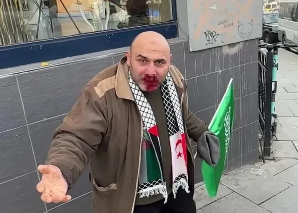 1704123988802.jpeg CHP yandaşı Fatih Altaylı'nın skandalları bitmek bilmiyor! Filistin'e destek yürüyüşündeki alçak saldırıya arka çıktı - 4