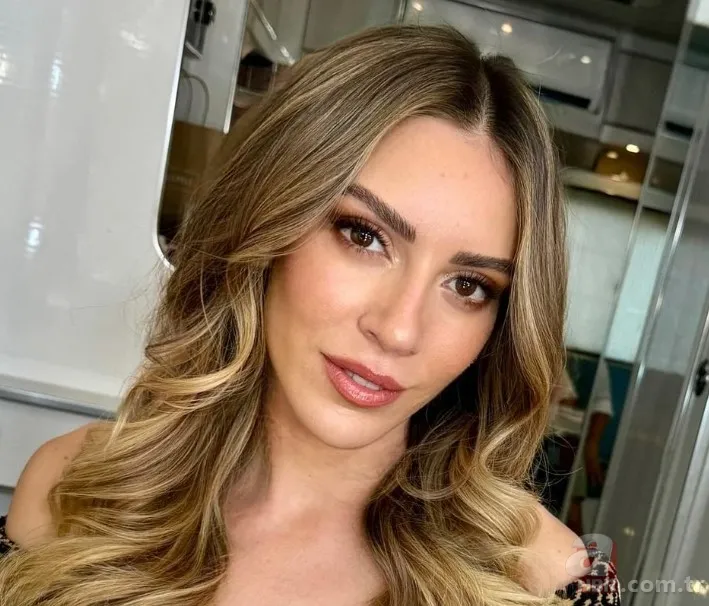 Kenan İmirzalıoğlu'nun eşi Sinem Kobal'ın partneri belli oldu! 7 yıl aradan sonra... 7