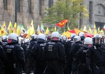 Almanya'da PKK gösterileri yasaklandı