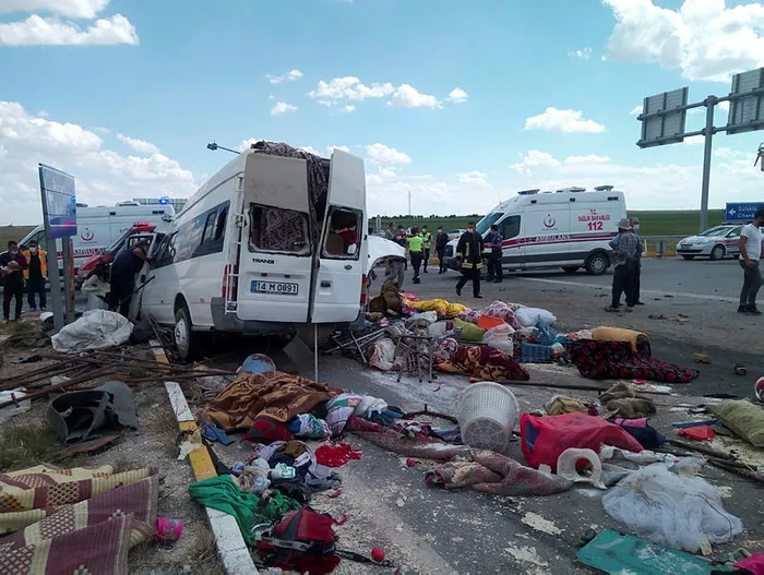 Konya’da peş peşe feci kazalar: 9 kişi hayatını kaybetti - 4