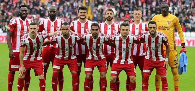 Sivasspor evinde Kasımpaşa’yı 2-0 mağlup etti! Tarihi istatistik...