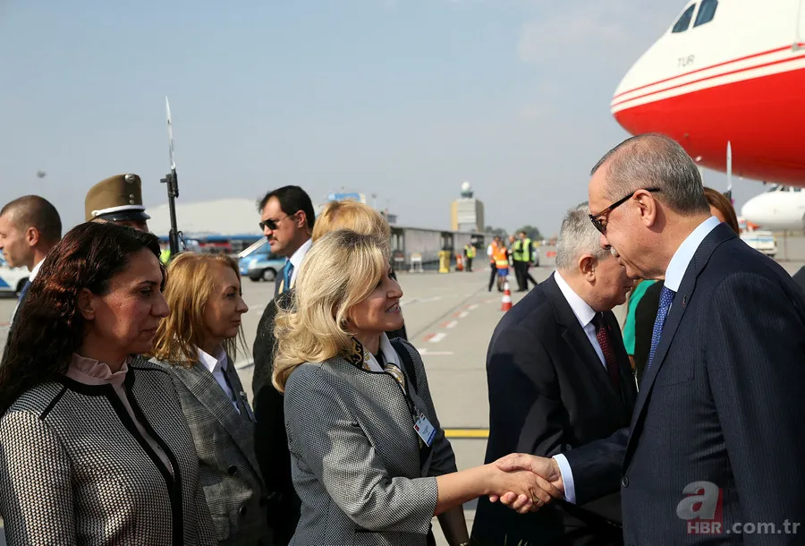 Başkan Erdoğan Janos Ader tarafından resmi törenle karşılandı 2