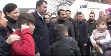 bakan-murat-kurum-depremin-meydana-geldigi-duzcede-bina-yikim-calismasina-katildi-1669552083269.jpg Bakan Murat Kurum, depremin meydana geldiği Düzce'de bina yıkım çalışmasına katıldı - 1