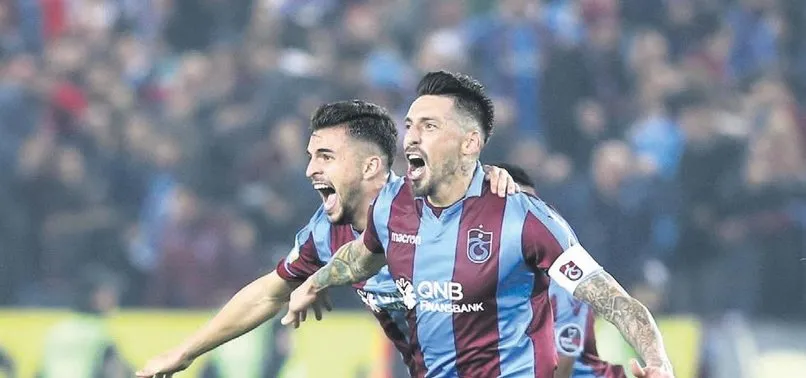 Jose Sosa'da mutlu son çok yakın