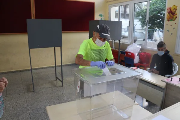 Kuzey Kıbrıs’ta tarihi seçim! Halk sandık başında