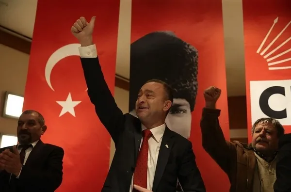 chpli-umit-kocasakal-imamoglu-davasindaki-henri-barkey-detayina-dikkat-cekti-pek-hayra-alamet-degil-1671205832358.jpg CHP'li Ümit Kocasakal 'İmamoğlu davasındaki' Henri Barkey detayına dikkat çekti: Pek hayra alamet değil - 3
