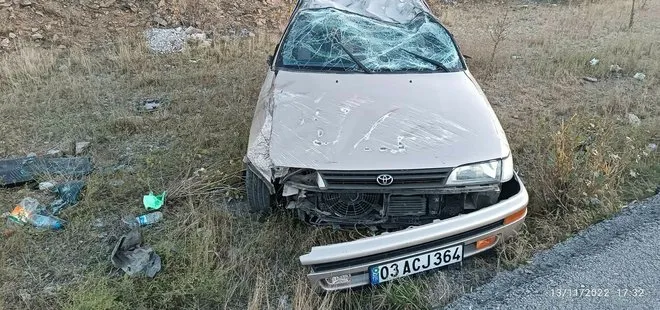 Afyonkarahisar’da feci kaza! İki otomobil çarpıştı: 5 yaralı