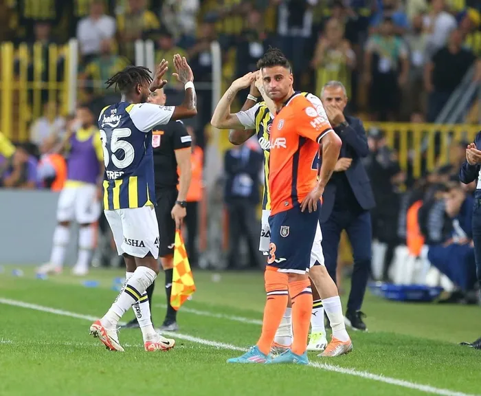 Fenerbahçe zorlu Başakşehir deplasmanında! İşte muhtemel ilk 11’ler
