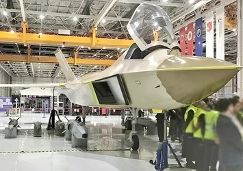 Milli Muharip Uçak'ın ayakları yere değdi! Türkiye'nin askeri havacılık alanındaki en ileri teknolojisi