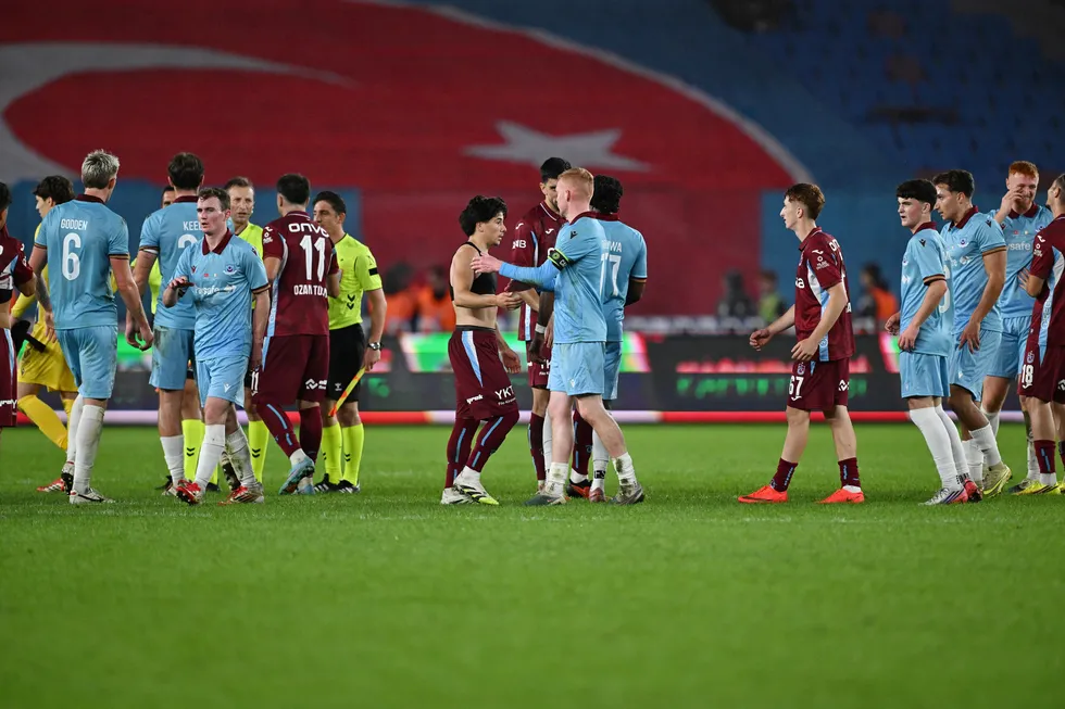 1790881345873.jpg Kevin Doherty: “Trabzon’un bir futbol şehri olduğunu gördük” - 1