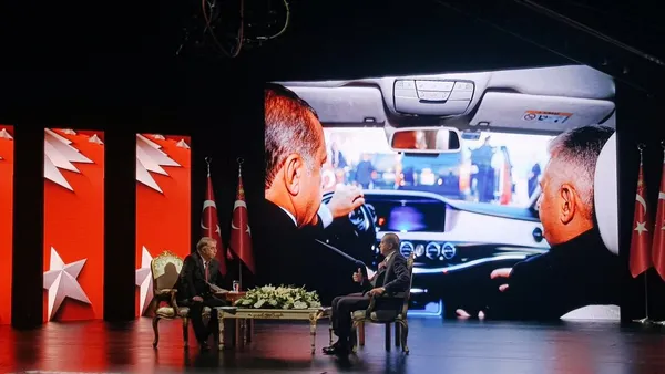 Erdoğan: İstihbaratın başı devletin başına bağlı olmalı - 1