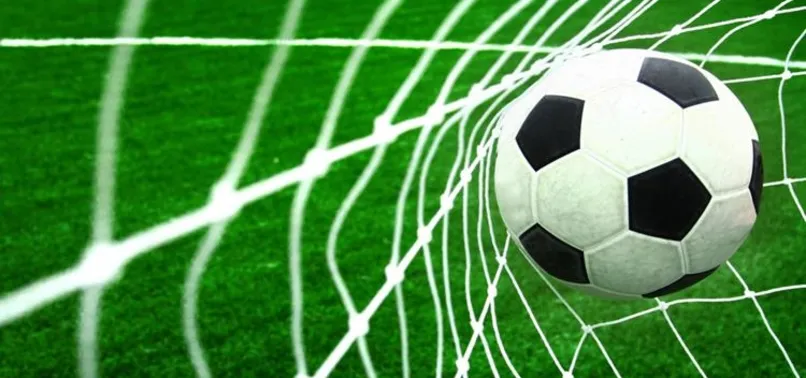 Süper Lig'de 7 haftanın en yaşlısı Göztepe