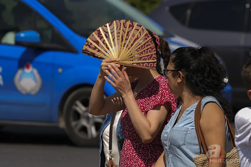 Kuvvetli geliyor: Kavurucu sıcaklar yetmedi, fırtına da eklendi! 4 ilde sarı kodlu alarm verildi! Çanakkale, Balıkesir, Manisa... 6