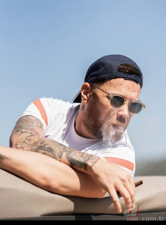 Sinan Akçıl imam nikahı itirafıyla şoke etmişti! Yeni itirafına sevgilisi Aleyna Kalaycıoğlu ne diyecek? Gizlisi kalmadı! Her birinin yeri ayrı... 3