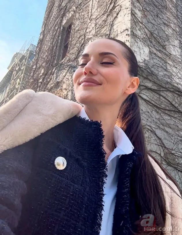 Burak Özçivit'in eşi Fahriye Evcen 11 yıl sonra okuduğu üniversiteyi ziyaret etti! 9